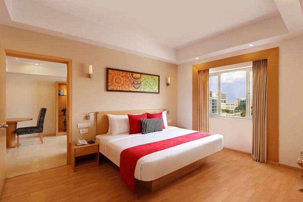 Lemon Tree Hotel, Gachibowli, Hyderabad Esterno foto