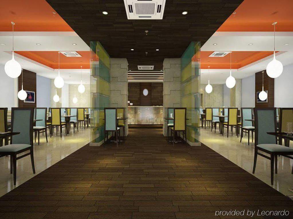 Lemon Tree Hotel, Gachibowli, Hyderabad Esterno foto