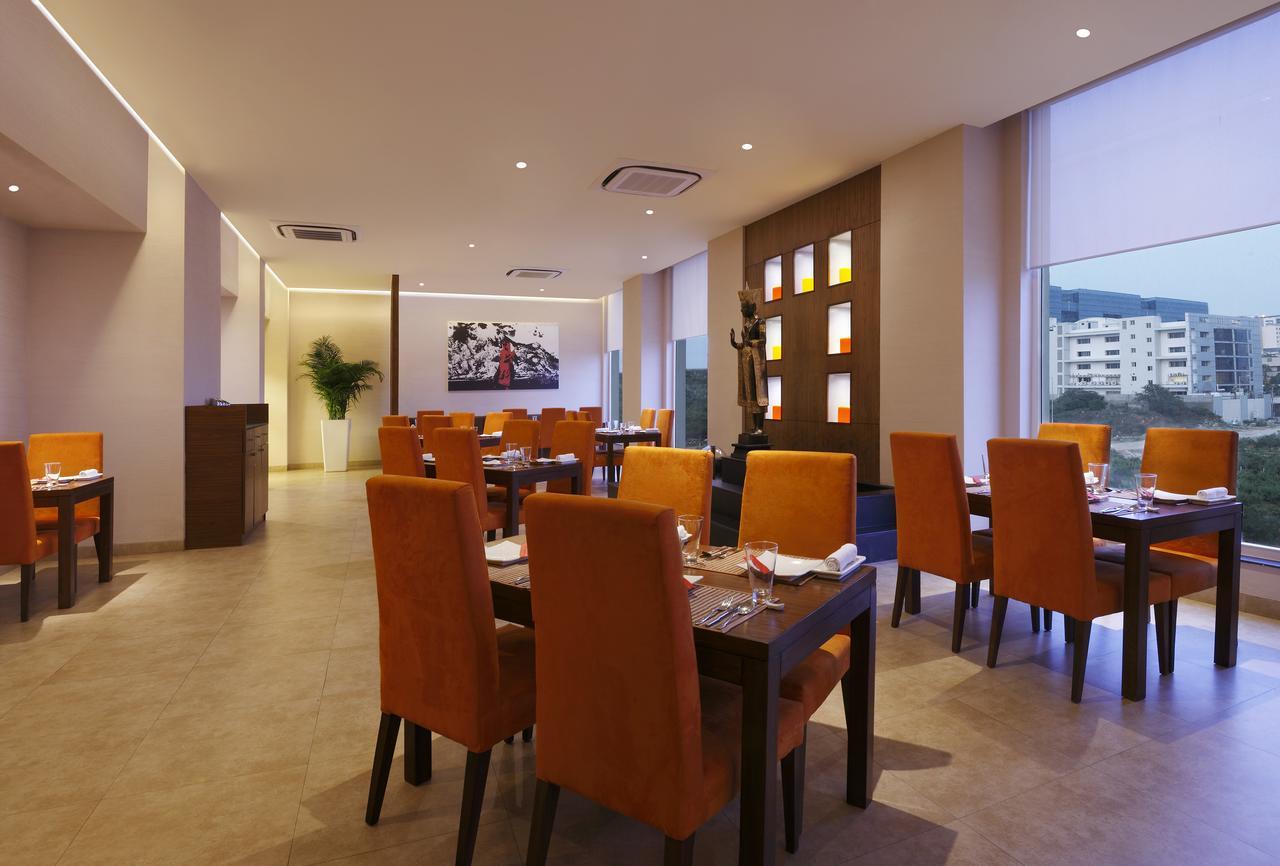 Lemon Tree Hotel, Gachibowli, Hyderabad Esterno foto