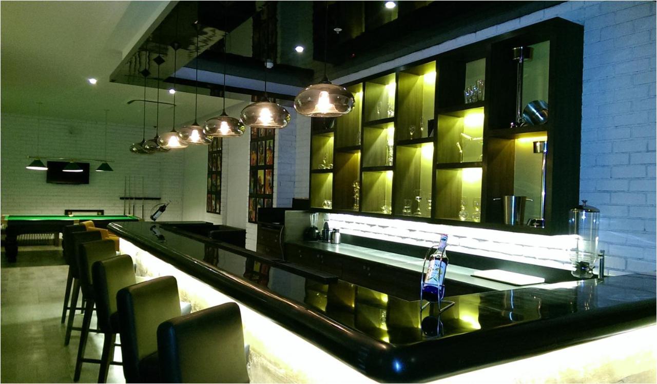 Lemon Tree Hotel, Gachibowli, Hyderabad Esterno foto